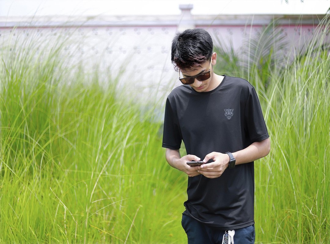 Using BTS Wattpad Animated Images Creatively