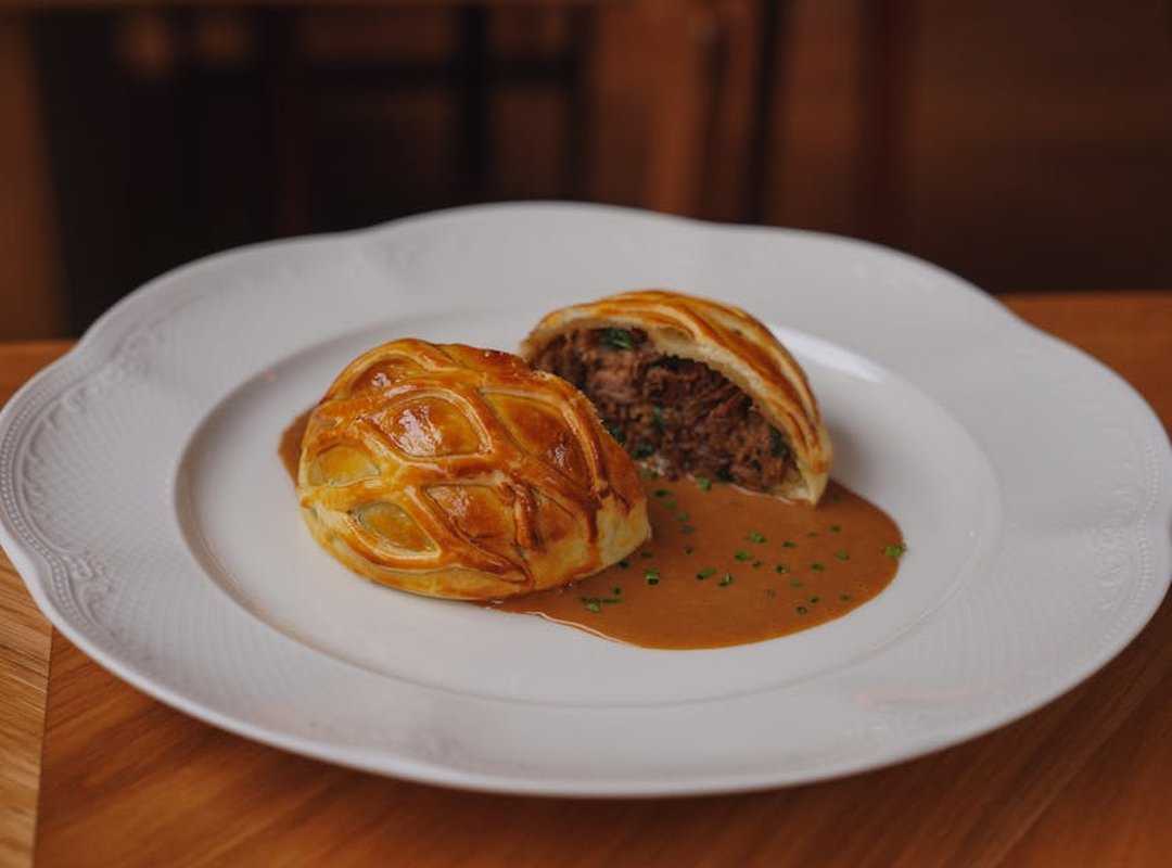 beef wellington dish